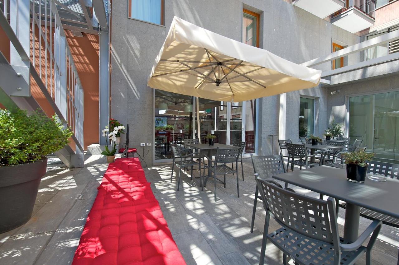 Hotel Mercure Milano Solari Restaurant photo